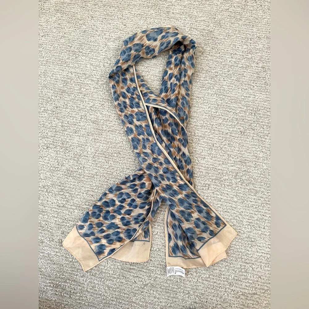 Echo Scarf Women's Animal Print Blue Beige l Silk  Rectangle Art Deco Elegant